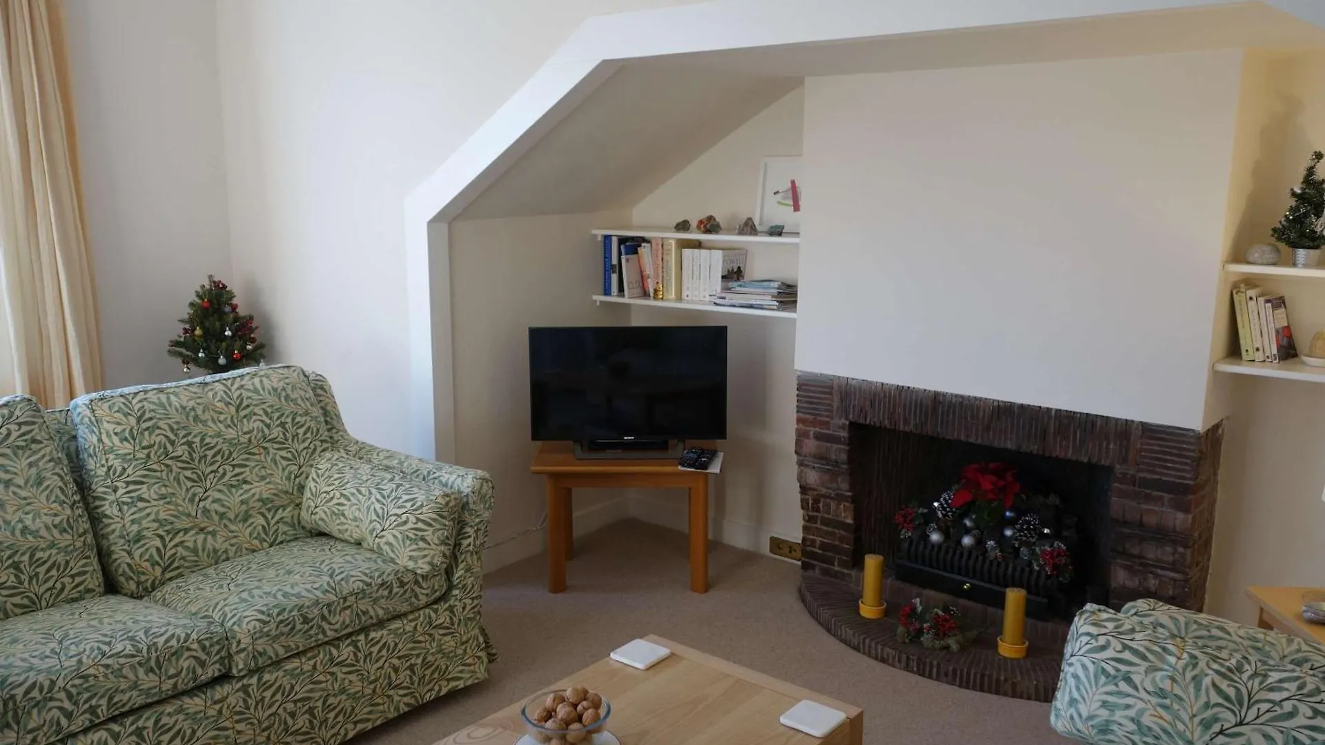 Sophisticated Edinburgh Apartment In City Centre