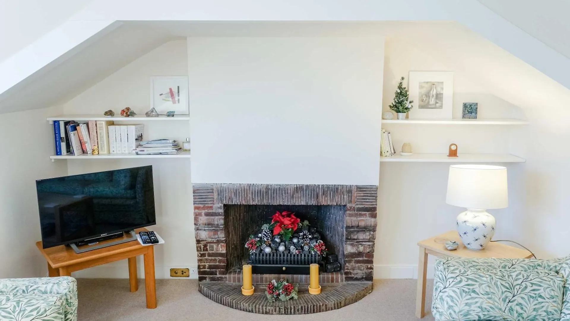 Sophisticated Edinburgh Apartment In City Centre