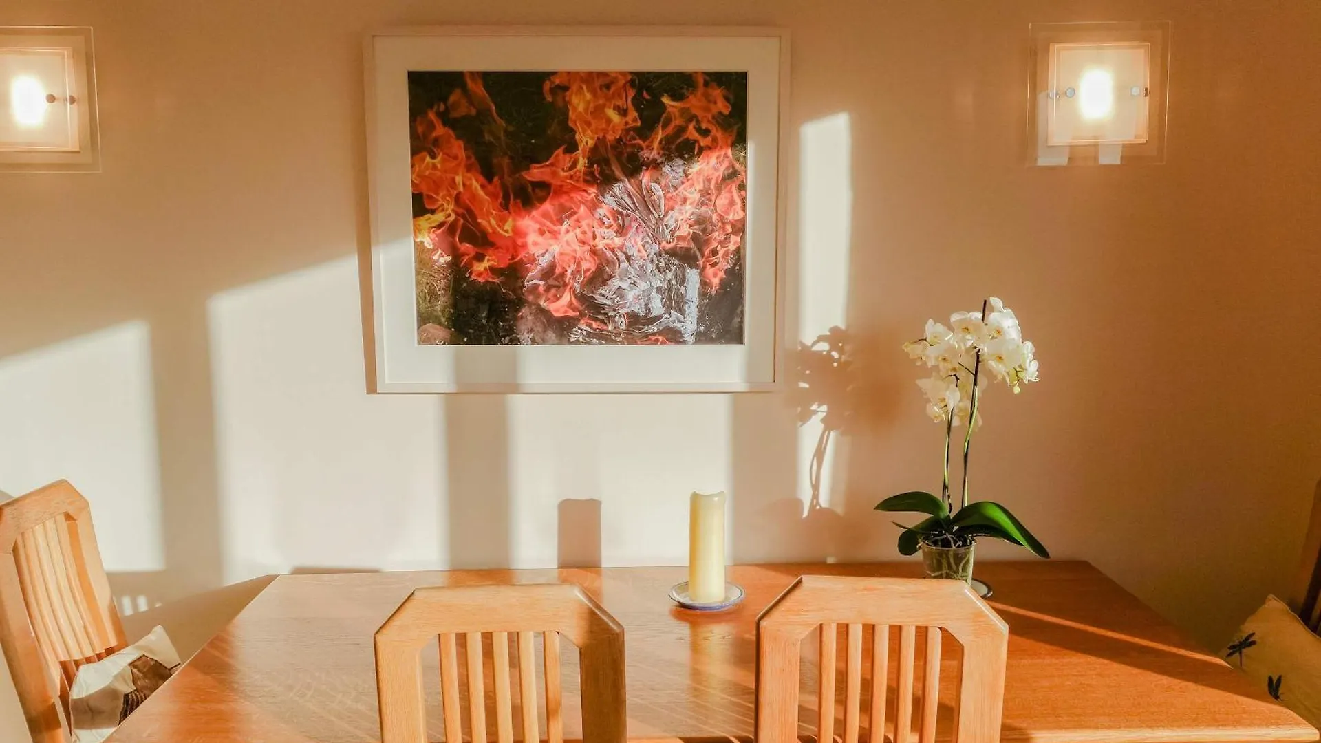 Sophisticated Edinburgh Apartment In City Centre